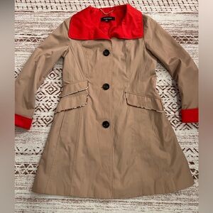 Ellen Tracy Tan Trench Coat with Red Accents